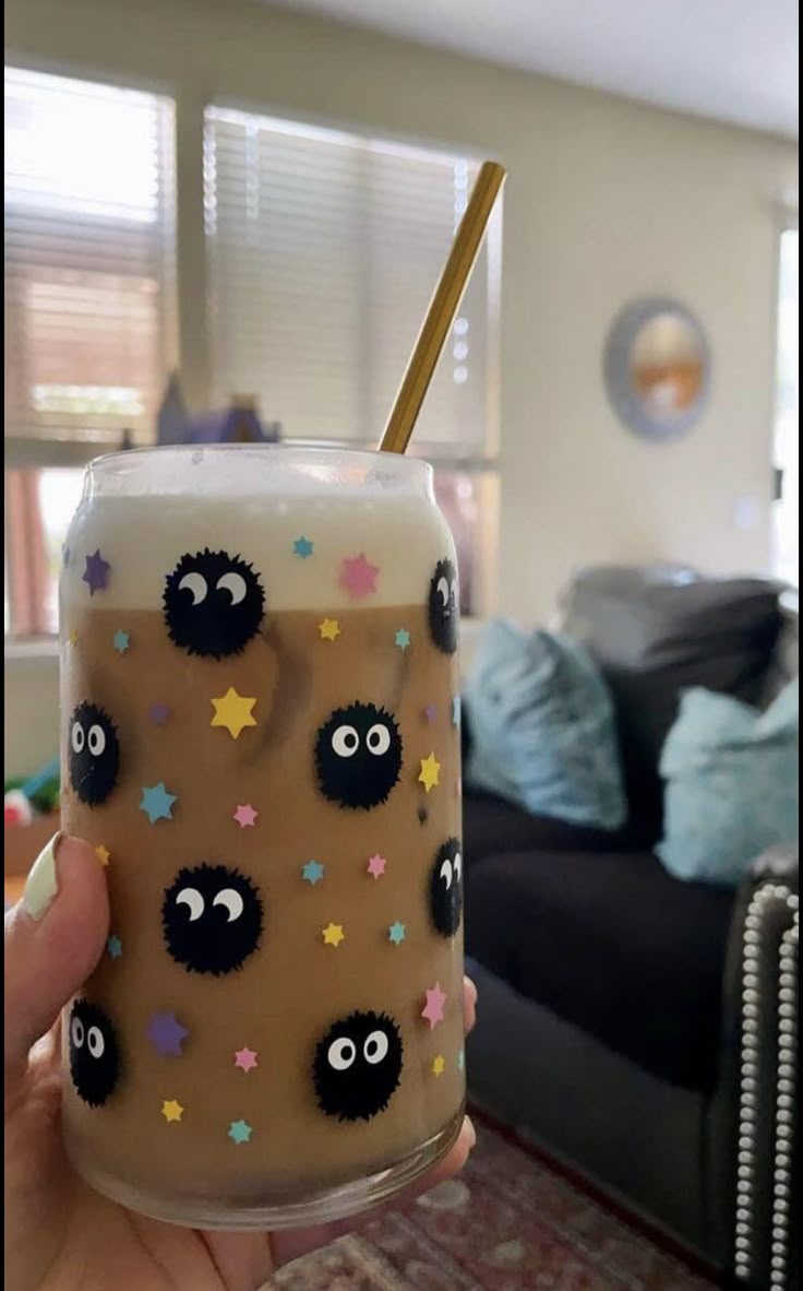 Mug with Wooden Lid and Clear Glass Straw: Practical for Juices and Ice Coffee Soot Sprites