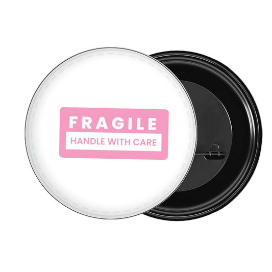 brooch FRAGILE 162