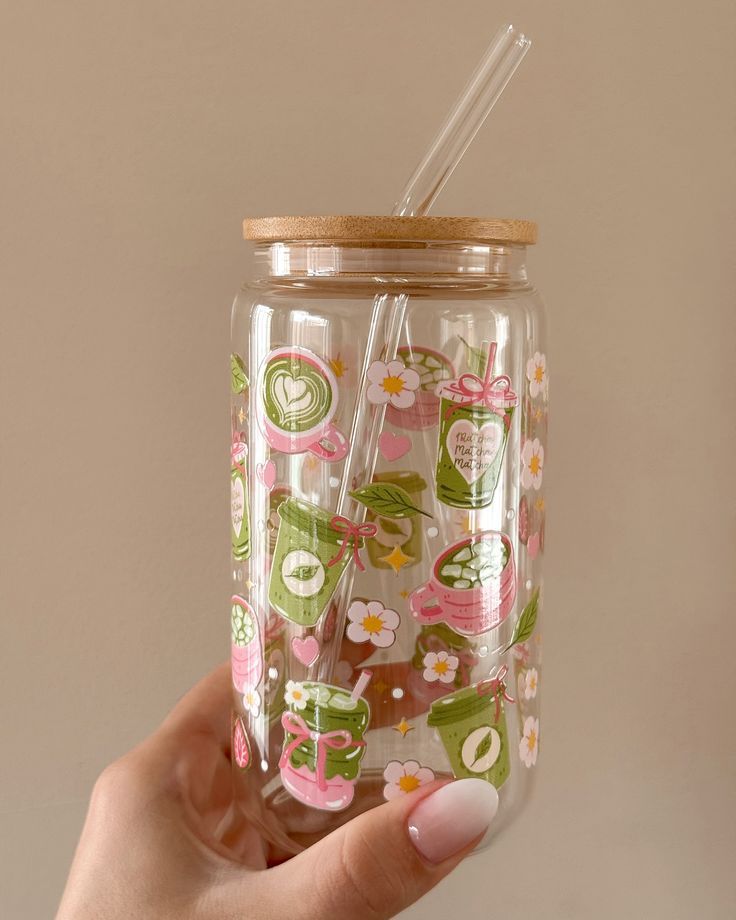 Mug with Wooden Lid and Clear Glass Straw: Practical for Juices and Ice Coffee Relax, Matcha, Matcha.