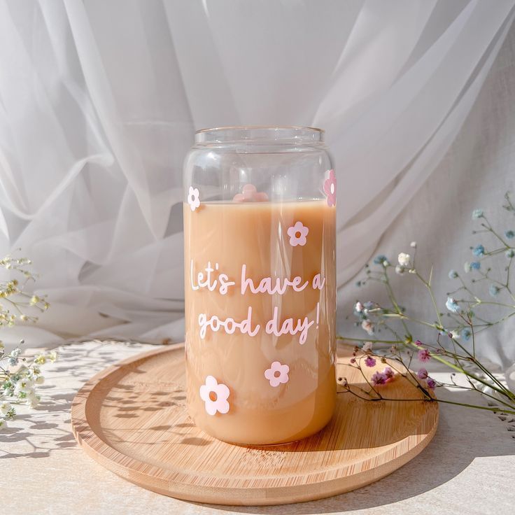 Mug with Wooden Lid and Clear Glass Straw: Practical for Juices and Ice Coffee Let’s have a good day