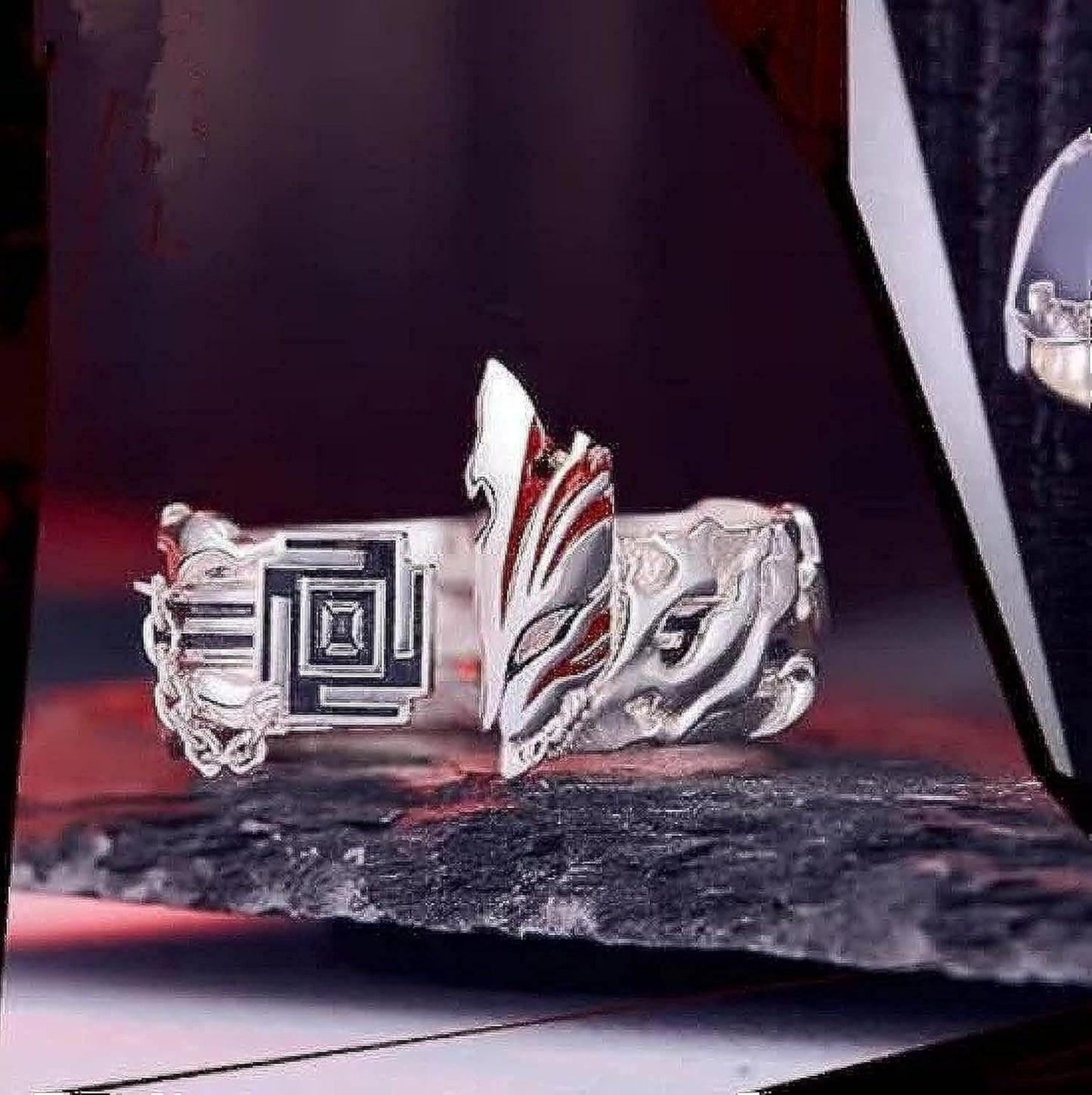 Anime character ring featuring Ichigo Kurosaki and Toshiro from the series *Bleach*