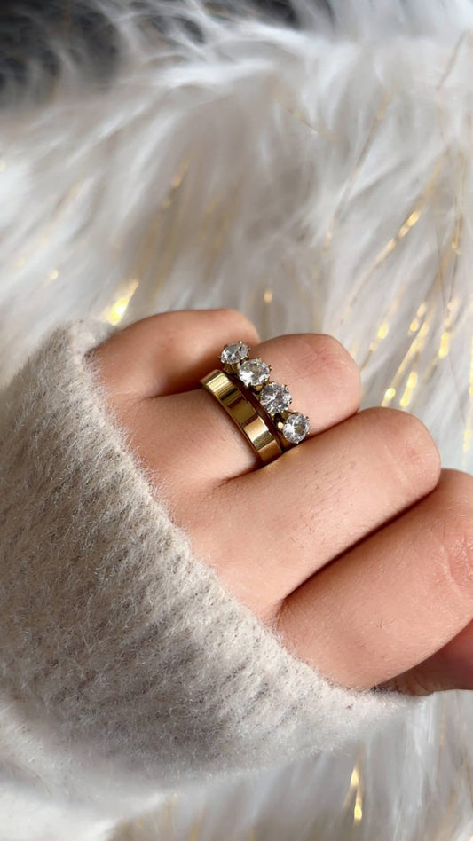 Chic 2-Piece Gold Tone Ring Stack Set for Women - Includes Wide Plain Wedding Band and 4-Stone Round Cubic Zirconia Statement Ring, Stackable Eternity Fashion Jewelry Gift for Her size 18