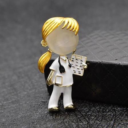 Cute Doctor Nurse Brooch Pin for Women, Enamel Medical Scrub Breastpin with Cat's Eye Stone Face, Graduation Gift for Medical Students Nursing Appreciation Accessories